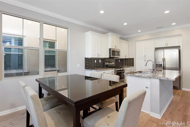 126 Rose Arch, Irvine, CA 92620