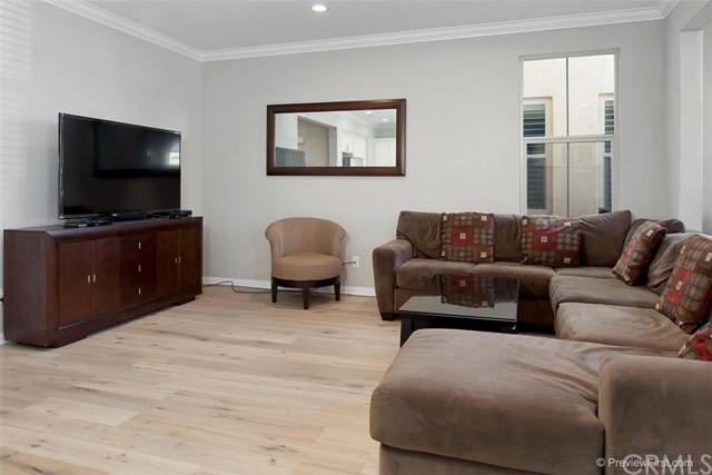 126 Rose Arch, Irvine, CA 92620