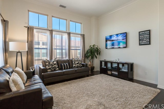 212 Kempton, Irvine, CA 92620