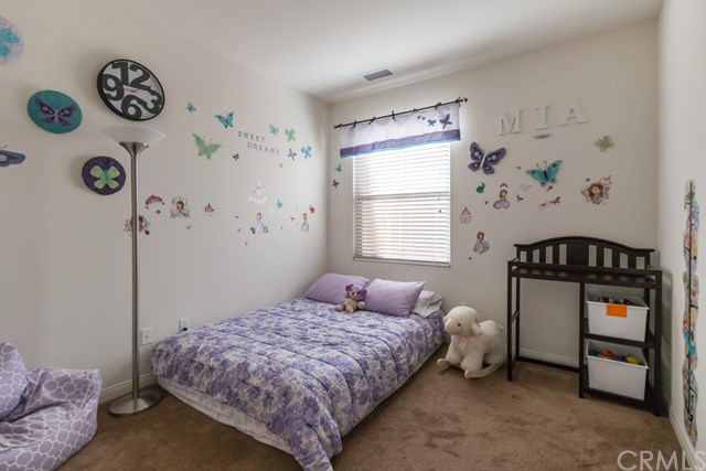 212 Kempton, Irvine, CA 92620