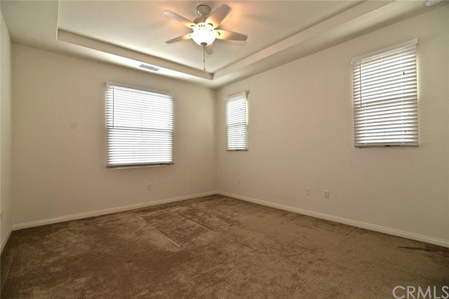 33 Kempton, Irvine, CA 92620