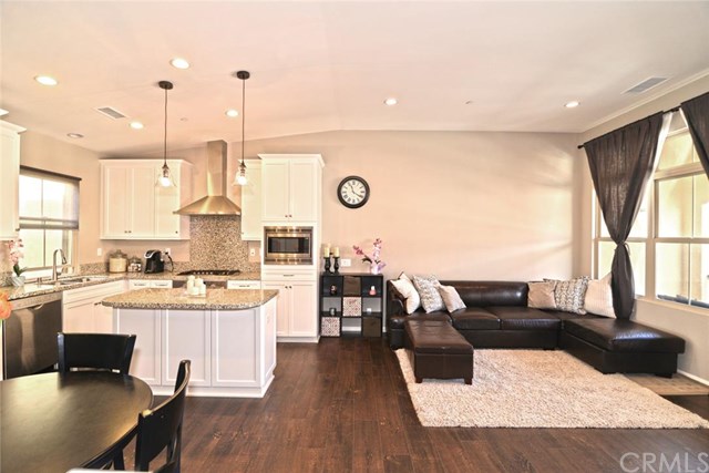 161 Rose Arch, Irvine, CA 92620