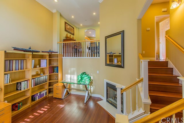 818 Timberwood, Irvine, CA 92620