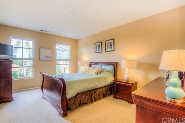 200 Guinevere, Irvine, CA 92620