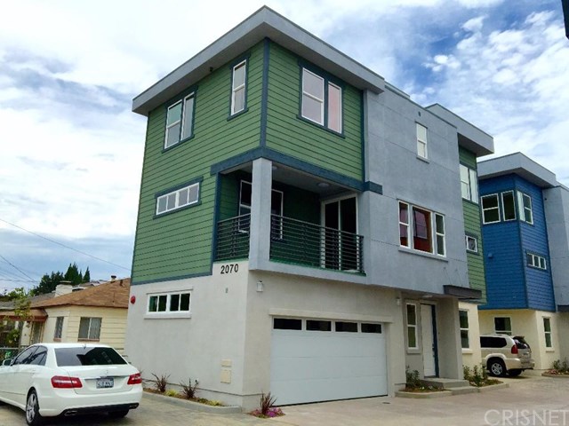 2070 Maple Avenue, Costa Mesa, CA 92627