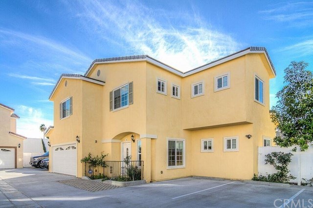 449 Hamilton Street, Costa Mesa, CA 92627