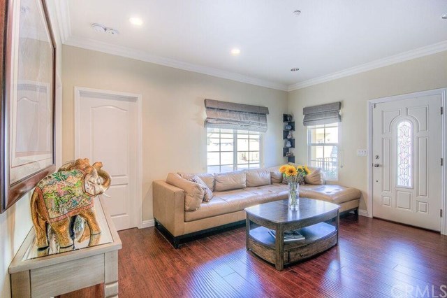 449 Hamilton Street, Costa Mesa, CA 92627