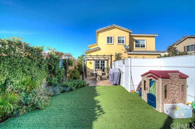 449 Hamilton Street, Costa Mesa, CA 92627