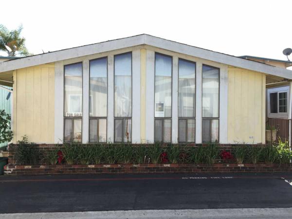 Costa Mesa Mobile Home Estates 327 W. Wilson St.#78Costa Mesa, CA 92627