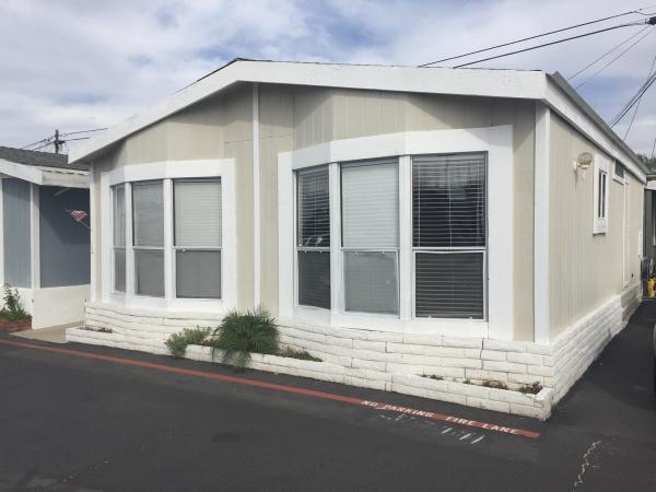 Costa Mesa Mobile Home Estates 327 W. Wilson St.#52Costa Mesa, CA 92627