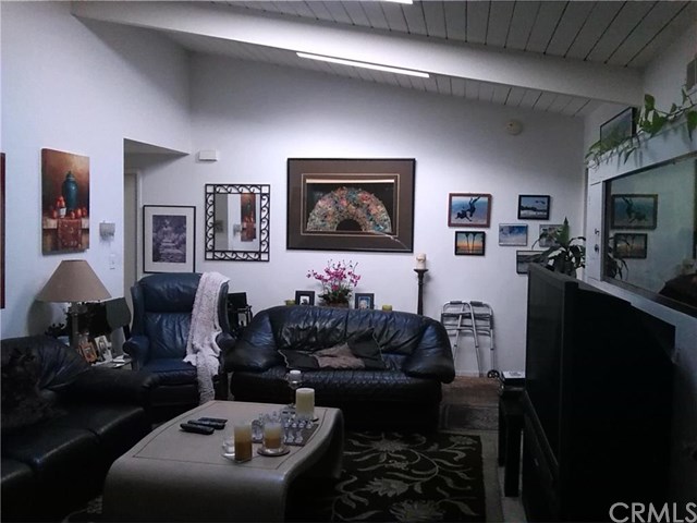 1789 Crestmont Place, Costa Mesa, CA 92627