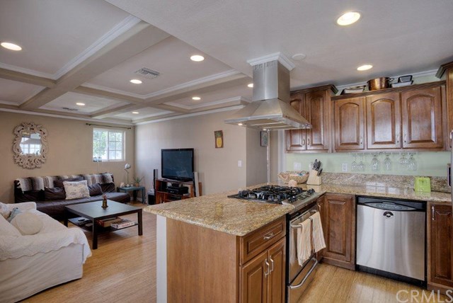 115 Del Mar Avenue, Costa Mesa, CA 92627