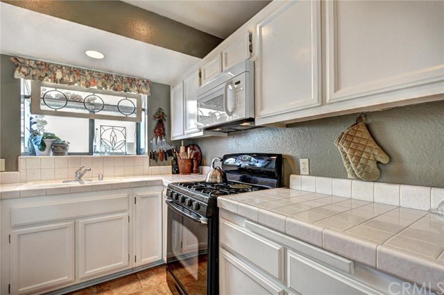 2222 Canyon Drive, Costa Mesa, CA 92627