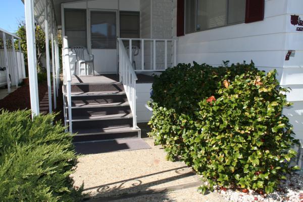 El Toro Estates24921 MUIRLANDS #162Lake Forest, CA 92630