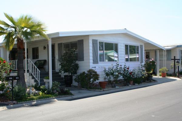Forest Gardens Mobile Home Community24001 MUIRLANDS #100Lake Forest, CA 92630