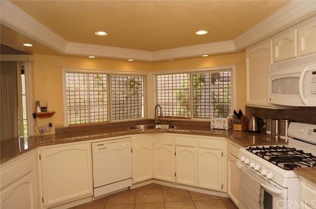 24202 Elrond Lane, Lake Forest, CA 92630