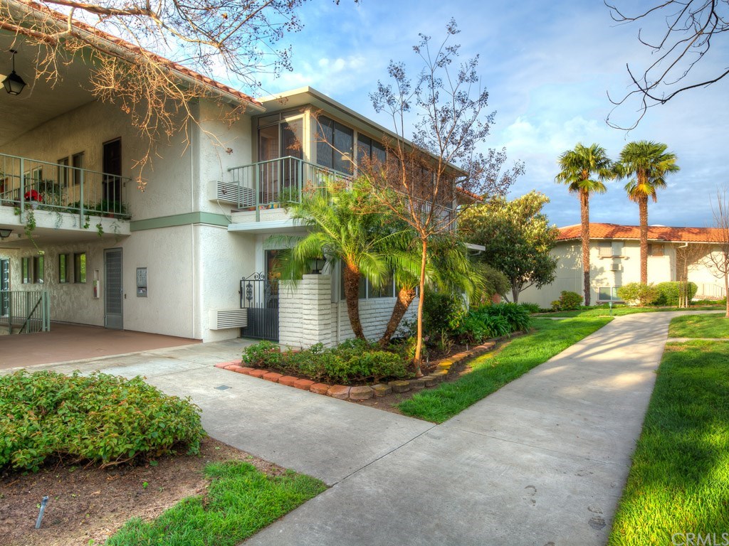2141 Ronda Granada, Laguna Woods, CA 92637