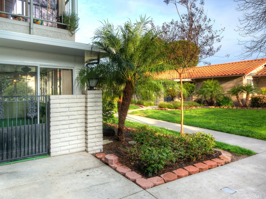 2141 Ronda Granada, Laguna Woods, CA 92637