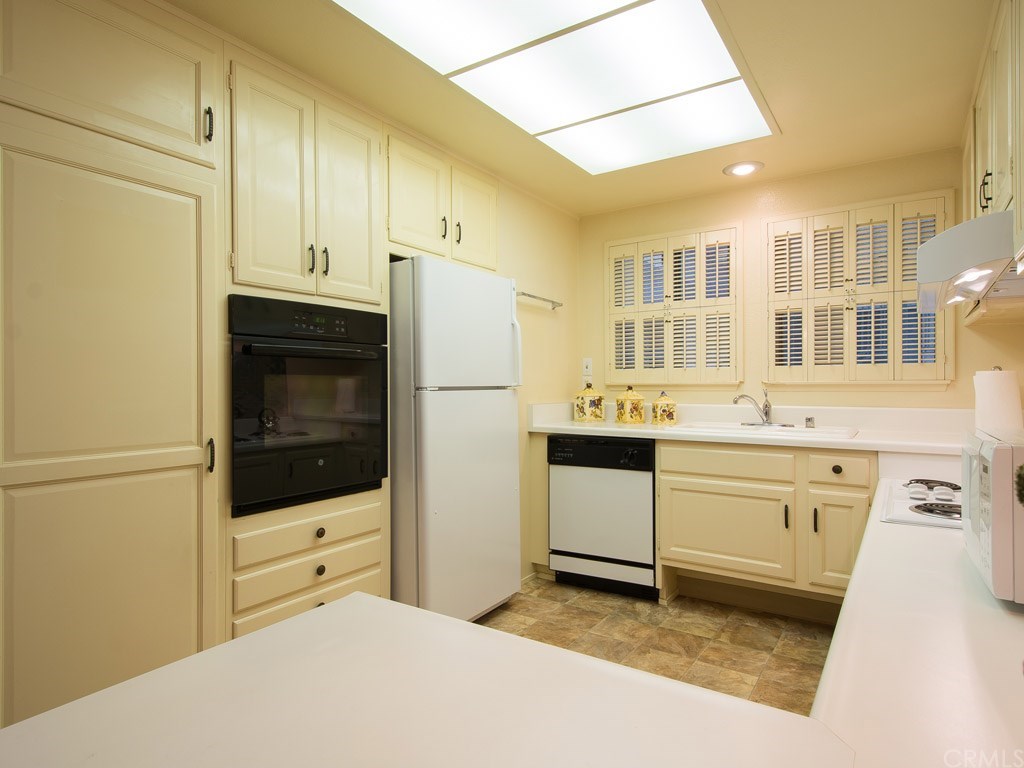 2141 Ronda Granada, Laguna Woods, CA 92637