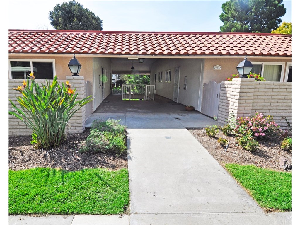 2014 Via Mariposa W, Laguna Woods, CA 92637