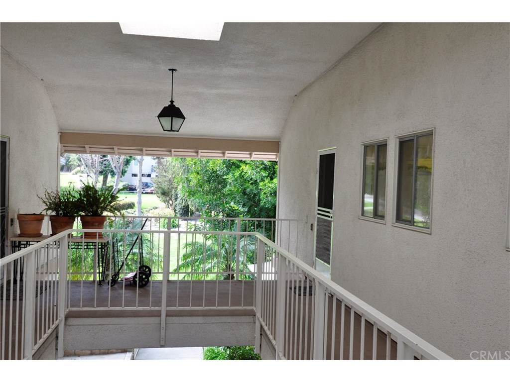 2014 Via Mariposa W, Laguna Woods, CA 92637