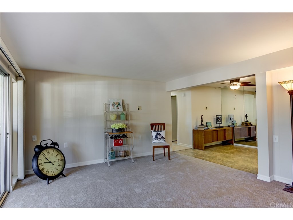 1 Via Castilla, Laguna Woods, CA 92637