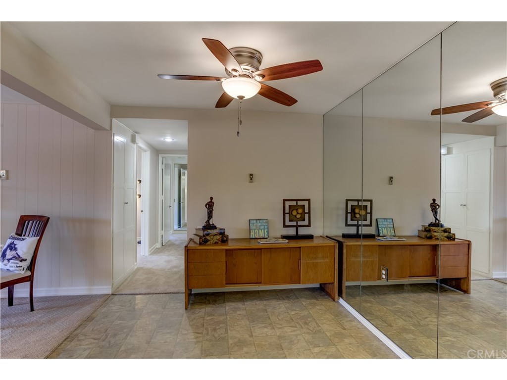 1 Via Castilla, Laguna Woods, CA 92637