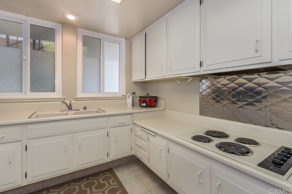 478 Calle Cadiz, Laguna Woods, CA 92637