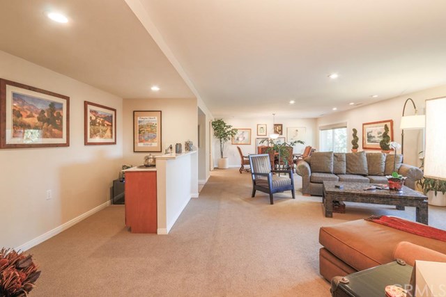 5499 3B Paseo Del Lago West, Laguna Woods, CA 92637