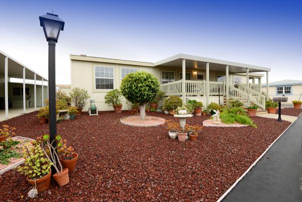 Rancho Huntington Mobile Park 19361 Brookhurst St. # 27Huntington Beach, CA 92646
