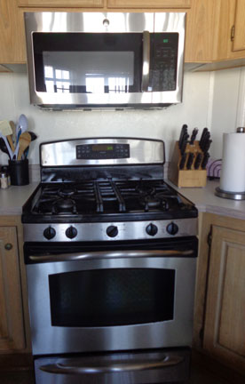 Huntington By the Sea ME 21851 NEWLAND ST. #238Huntington Beach, CA 92646
