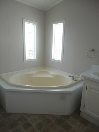 Huntington By the Sea ME 21851 NEWLAND ST #243Huntington Beach, CA 92646