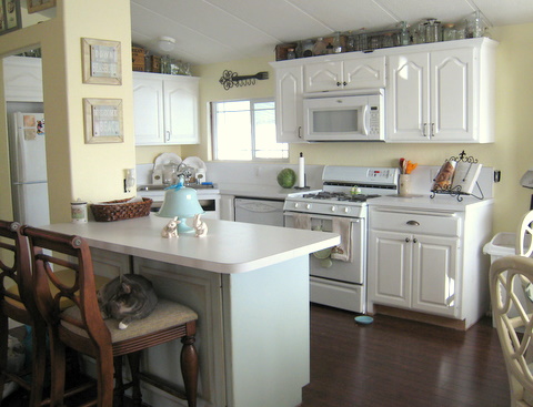 Huntington By the Sea ME 21851 Newland St. #63Huntington Beach, CA 92646