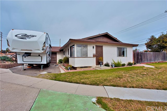 19032 Milford Circle, Huntington Beach, CA 92646