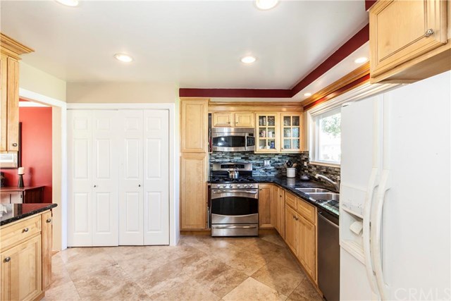 8145 Pawtucket Drive, Huntington Beach, CA 92646