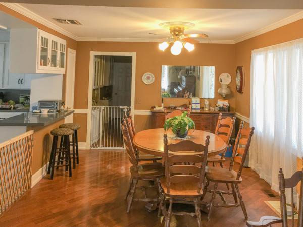 Sea Aira Mobile Estates 6241 Warner # 169Huntington Beach, CA 92647