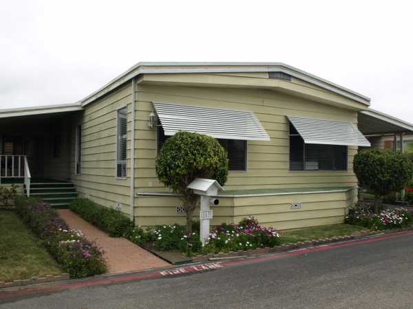 Sea Aira Mobile Estates 6241 Warner, #163Huntington Beach, CA 92647