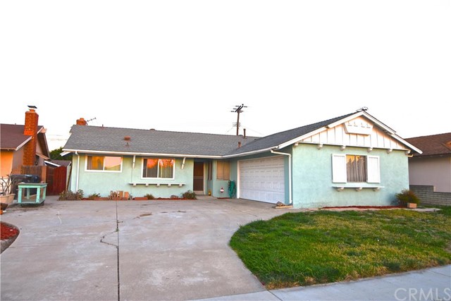 15952 Standish Lane, Huntington Beach, CA 92647