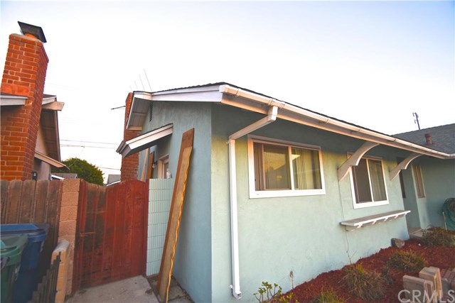 15952 Standish Lane, Huntington Beach, CA 92647