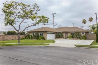 5972 San Souci Circle, Huntington Beach, CA 92647
