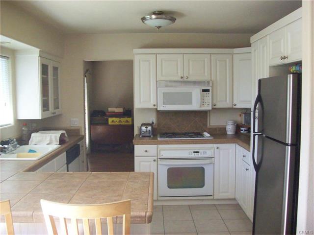 6832 Marilyn Dr, Huntington Beach, United States 92647