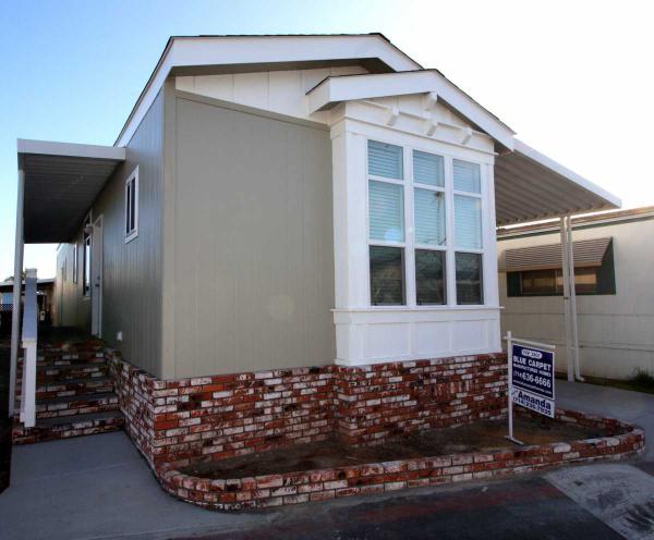Huntington Mobile Estates 7652 Garfield Ave. #13Huntington Beach, CA 92648