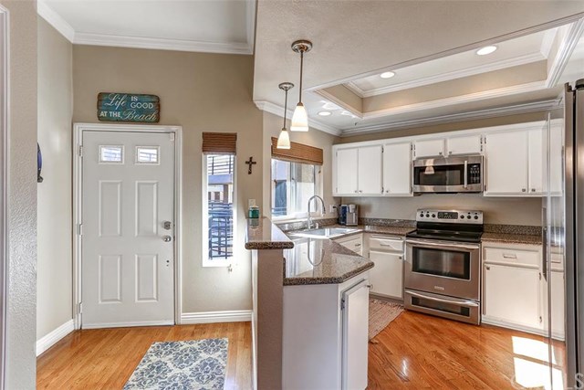 1200 Pacific Coast Highway, Huntington Beach, CA 92648