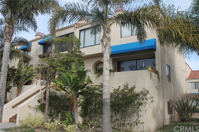 16585 Bordeaux Lane, Huntington Beach, CA 92649