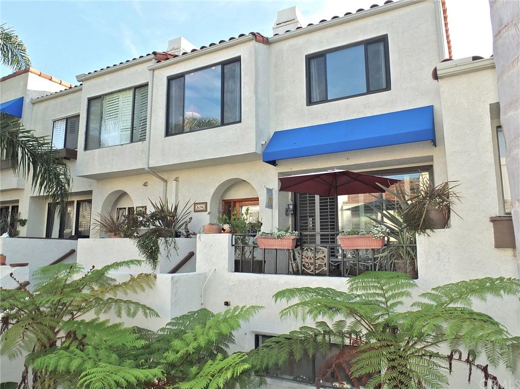 16596 Bordeaux Lane, Huntington Beach, CA 92649