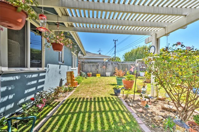 15381 CAMBAY Lane, Huntington Beach, CA 92649