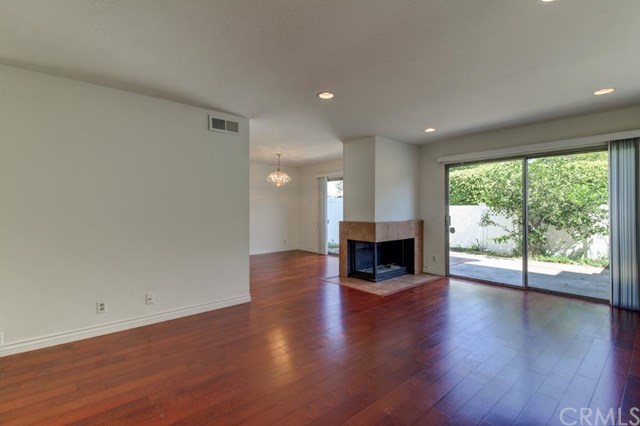 25066 Acacia Lane, Laguna Hills, CA 92653