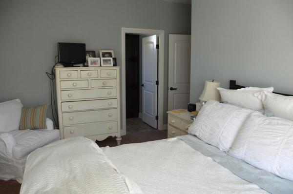 Bayside Village 259 MayflowerNewport Beach, CA 92660