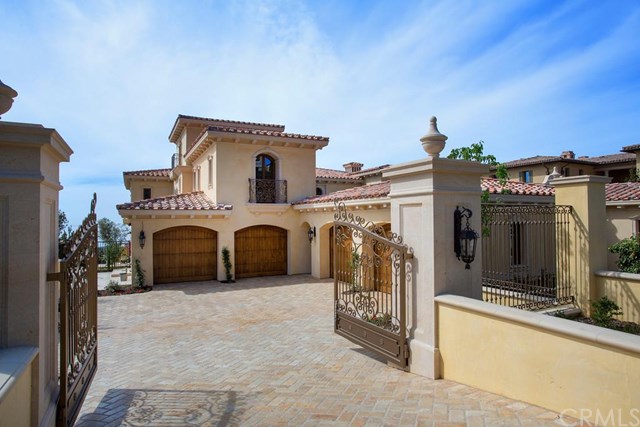 1915 Santiago Dr