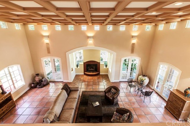 1952 Windward Ln